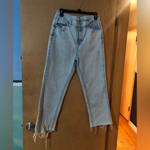 Kensie Jeans “The Slim” size 10/30